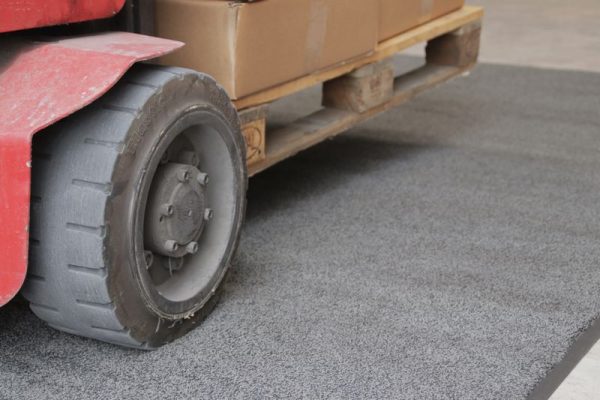 Kleen-Tex – Wycieraczka przemysłowa Forklift Mat